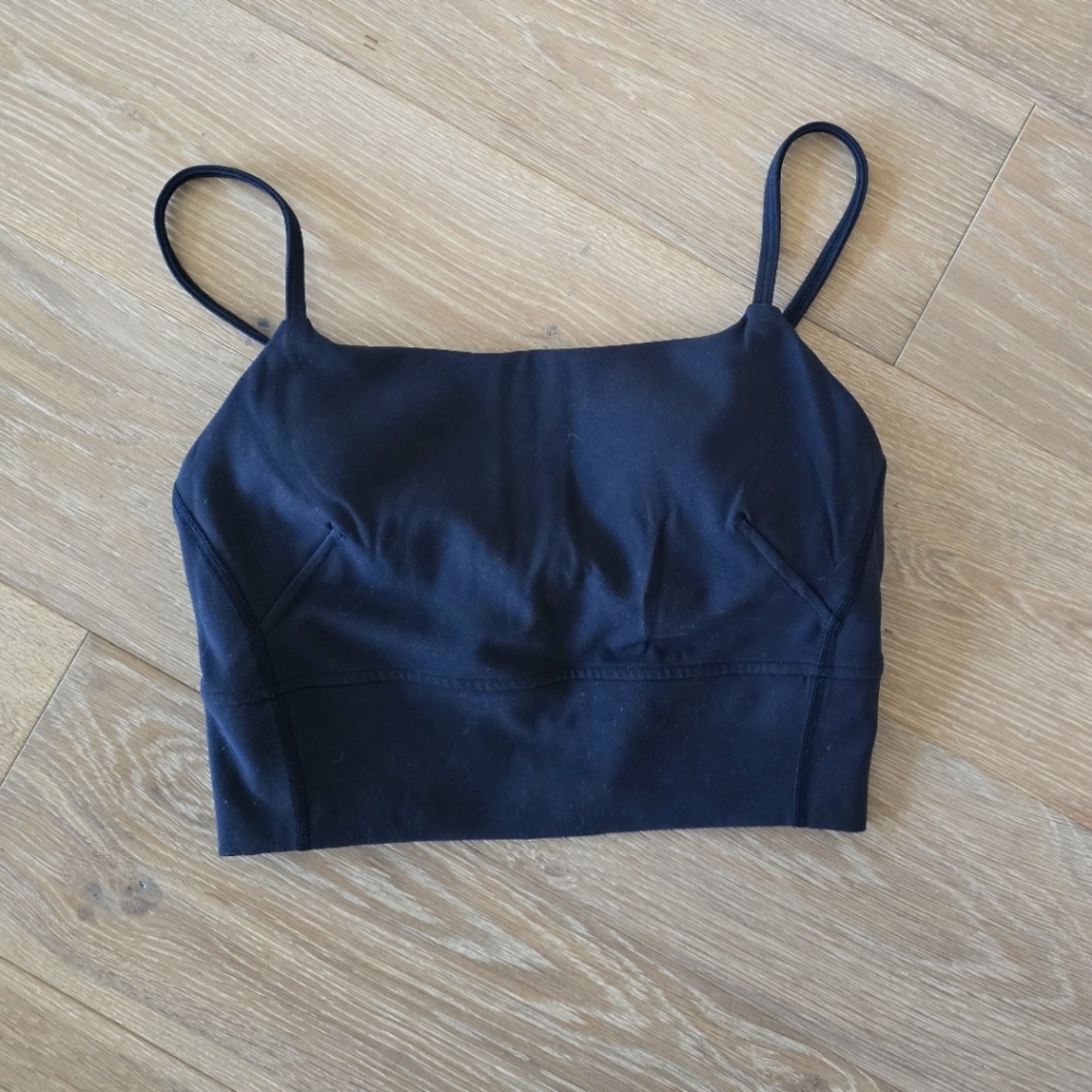 Lululemon Bra sz 6 NWOT